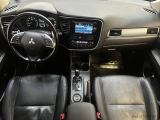 Фото MITSUBISHI Outlander III Рестайлинг с пробегом