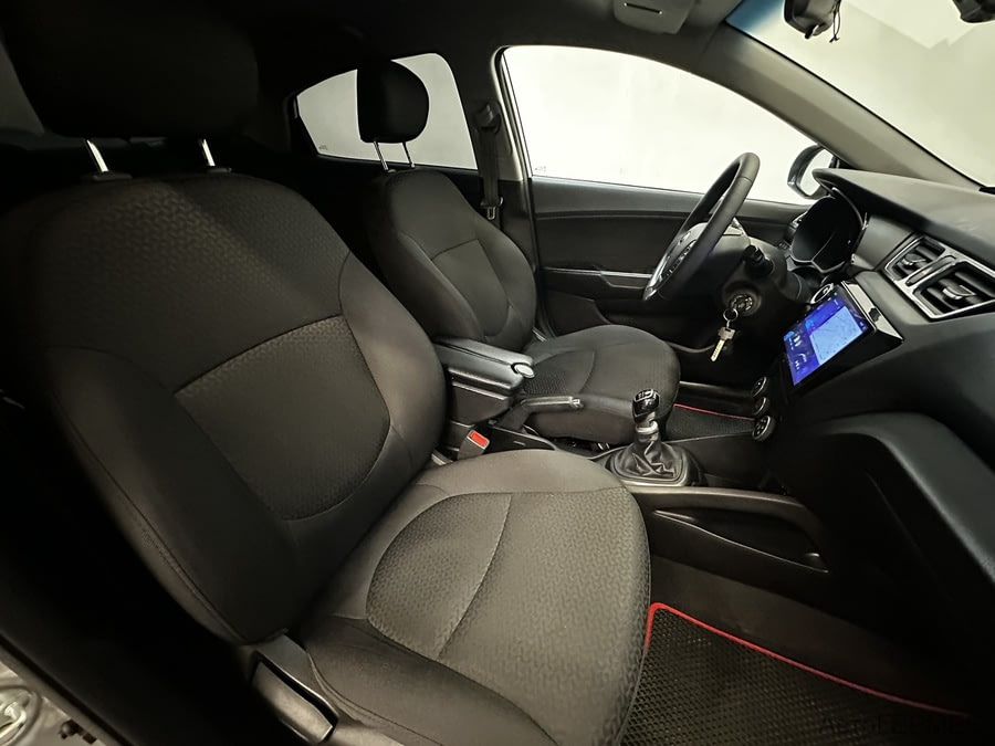 Фото Kia Rio III Рестайлинг с пробегом | №12 Фото Kia Rio III Рестайлинг с пробегом | №12