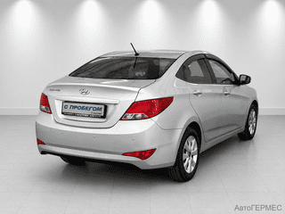 Фото HYUNDAI Solaris I Рестайлинг с пробегом Фото HYUNDAI Solaris I Рестайлинг с пробегом