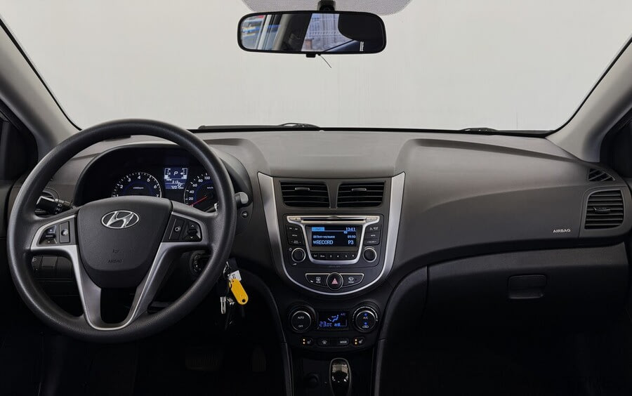 Фото HYUNDAI Solaris I Рестайлинг с пробегом | №5