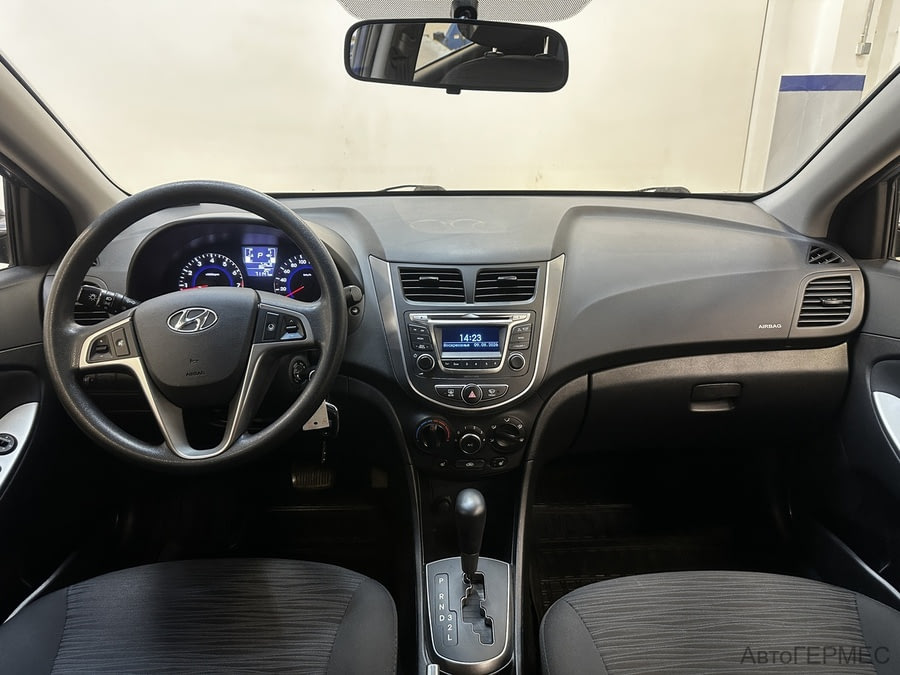 Фото HYUNDAI Solaris I Рестайлинг с пробегом | №5