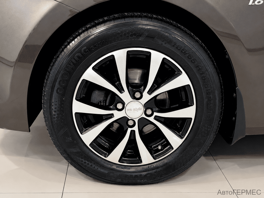 Фото HYUNDAI Solaris I Рестайлинг с пробегом | №15
