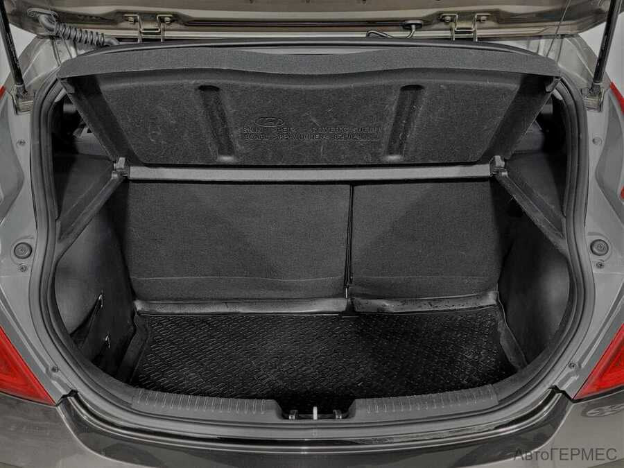 Фото HYUNDAI Solaris I Рестайлинг с пробегом | №13