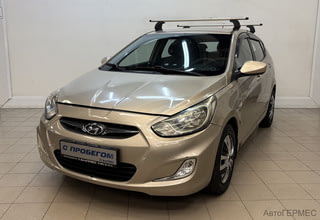 Фото HYUNDAI Solaris I с пробегом