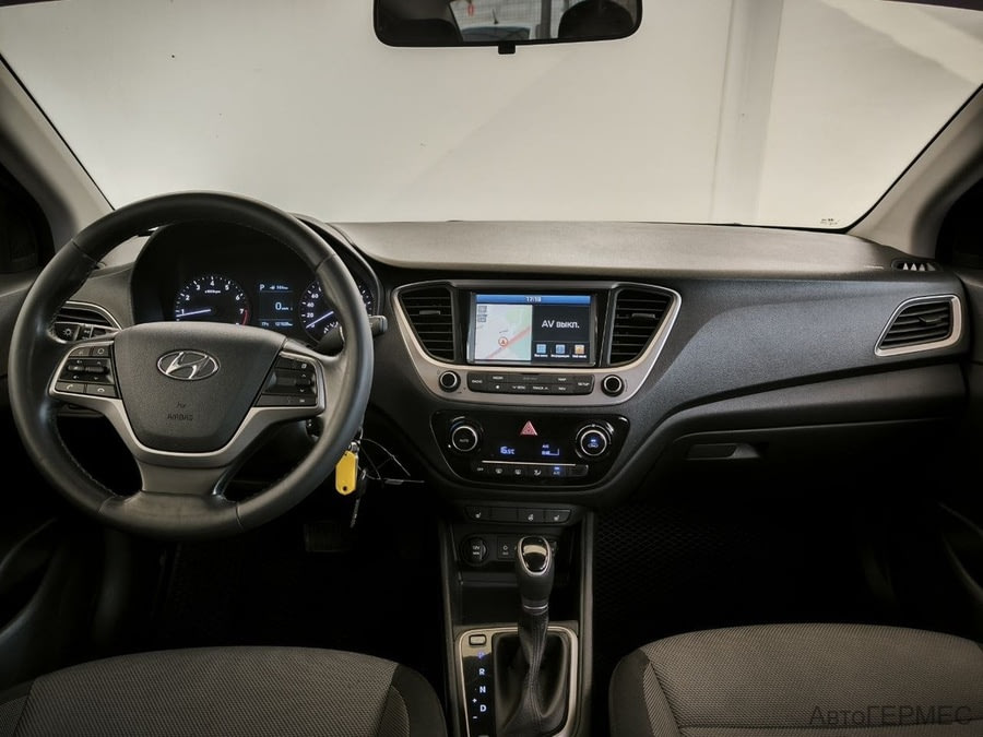 Фото HYUNDAI Solaris II с пробегом | №5