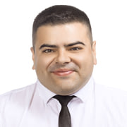 Богодаев Максим, Продавец-консультант