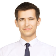 Фарниев Максим, Продавец-консультант