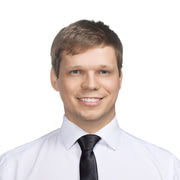 Кожухов Дмитрий, Продавец-консультант