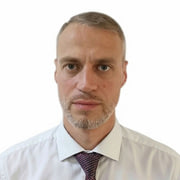 Нестеров Константин, Продавец-консультант
