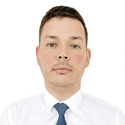 Шевляков Максим, Продавец-консультант