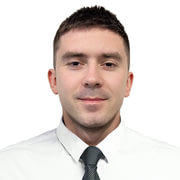 Симонян Владислав, Продавец-консультант