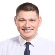 Степанов Денис, Продавец-консультант