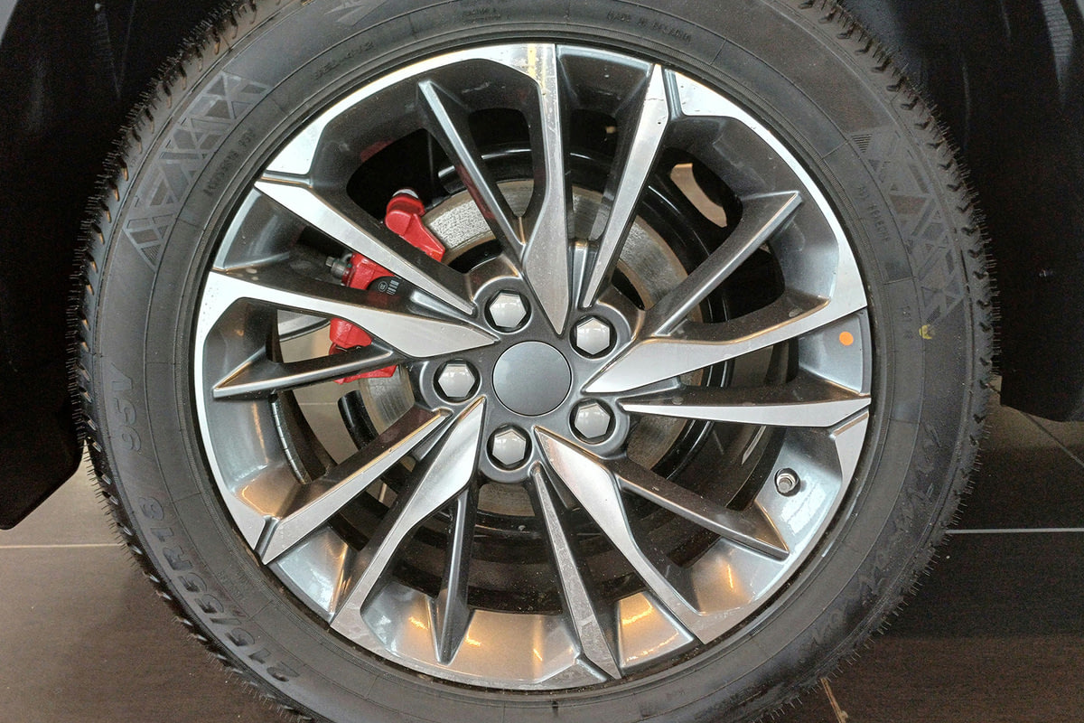 Фото BELGEE X50 I Prestige Серебристый металлик I 2025, №4