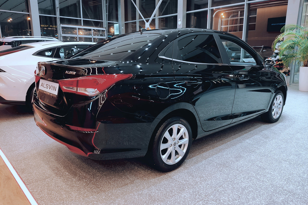 Фото CHANGAN Alsvin V7 I DLX Глубокий черный I 2024, №6