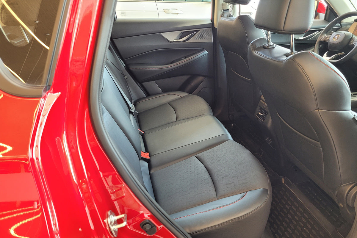 Фото CHANGAN CS35PLUS I рестайлинг Tech Красный I рестайлинг 2025, №8