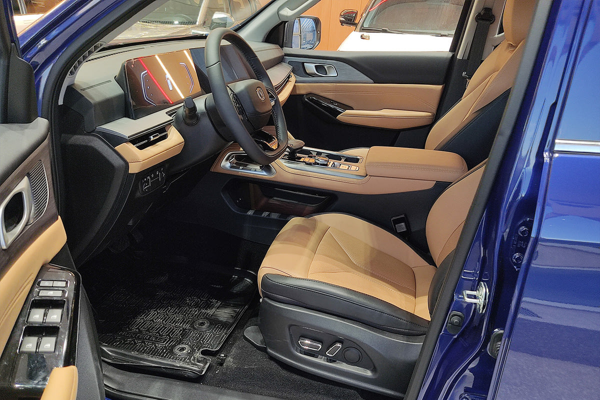 Фото CHANGAN Hunter I Luxe Кобальтовый синий I 2024, №6