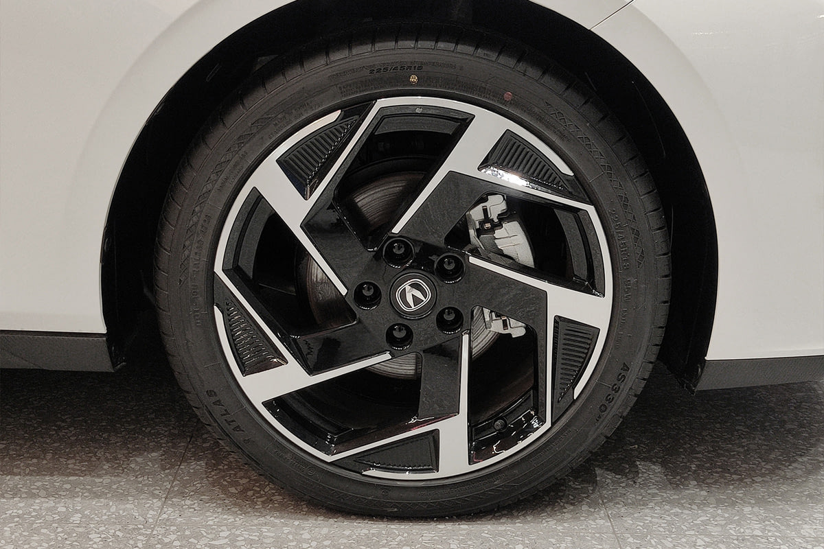 Фото CHANGAN Lamore I Tech Звездный белый I 2024, №4