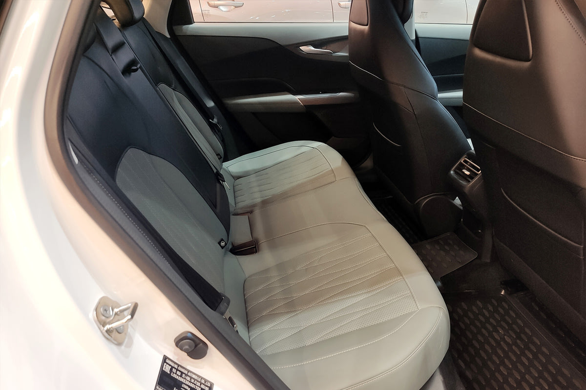 Фото CHANGAN Lamore I Tech Звездный белый I 2024, №8