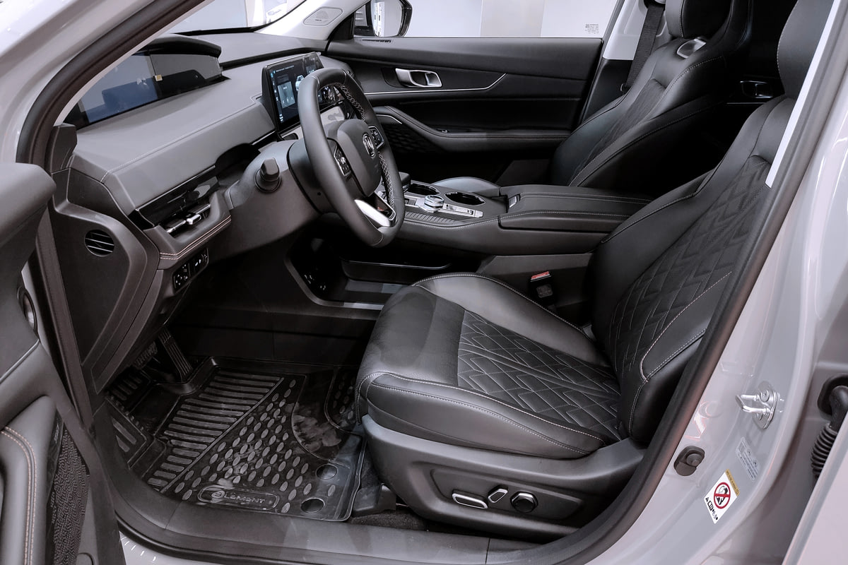 Фото CHANGAN UNI-K I Tech Атомный серый I 2024, №7