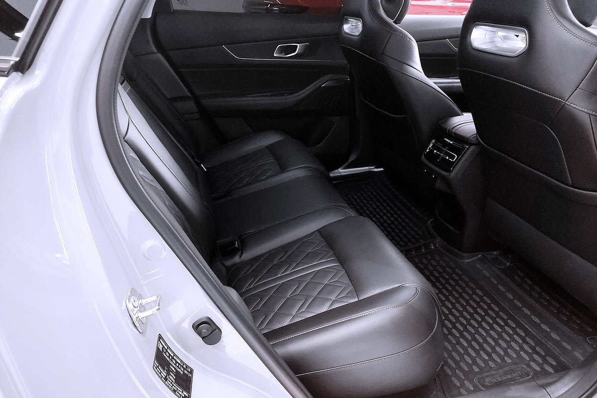 Фото CHANGAN UNI-K I Tech Атомный серый I 2024, №8