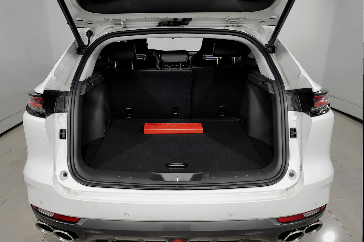 Фото CHANGAN UNI-K I Tech Перламутровый белый I 2024, №9