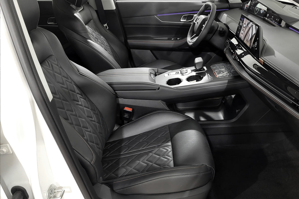 Фото CHANGAN UNI-K I Tech Перламутровый белый I 2024, №7