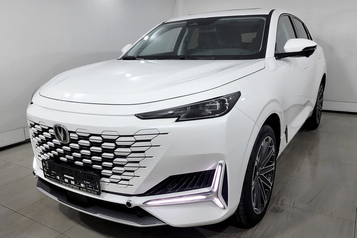 Фото CHANGAN UNI-K I Tech Перламутровый белый I 2024, №1