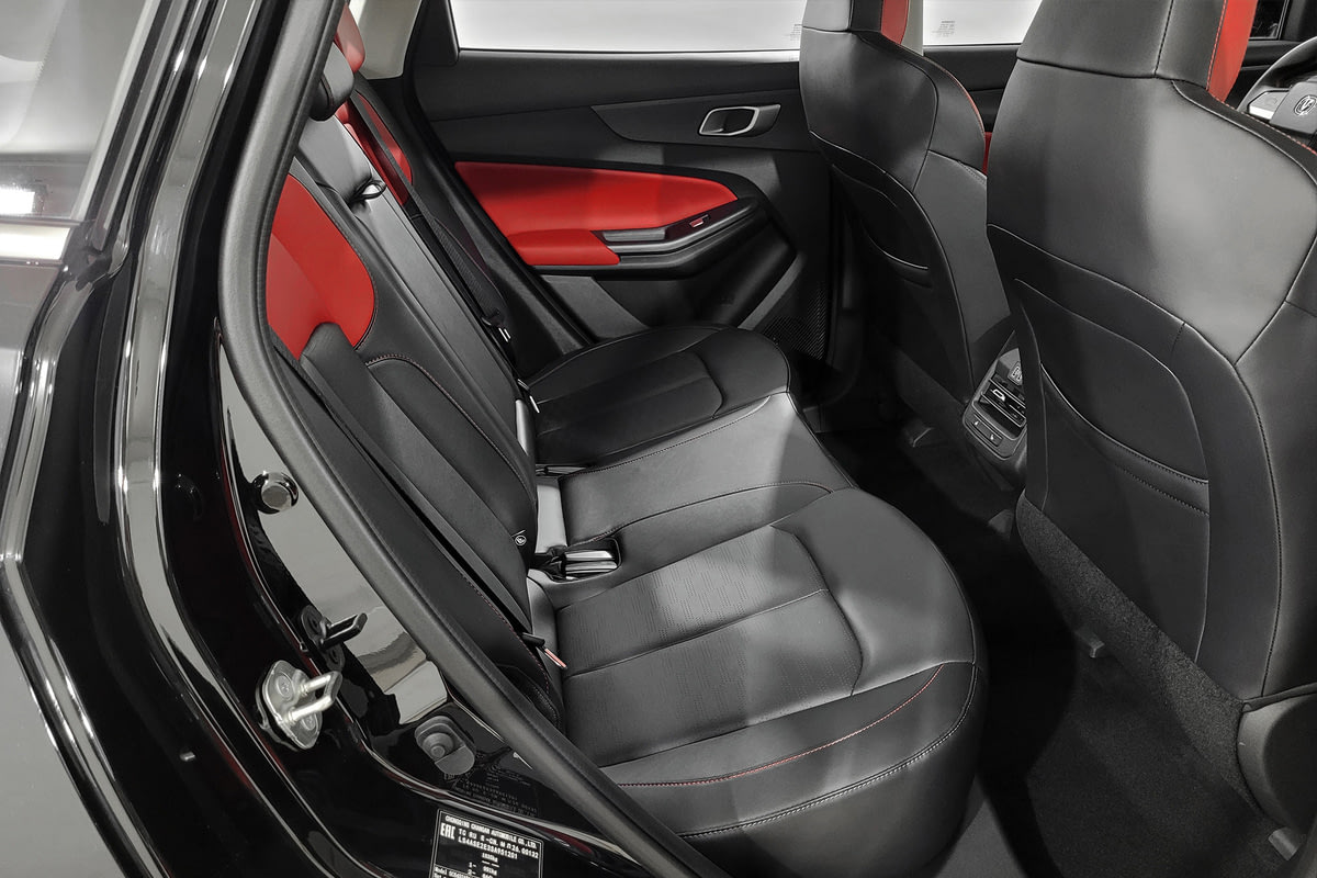 Фото CHANGAN UNI-S I Tech Глубокий черный I 2024, №8