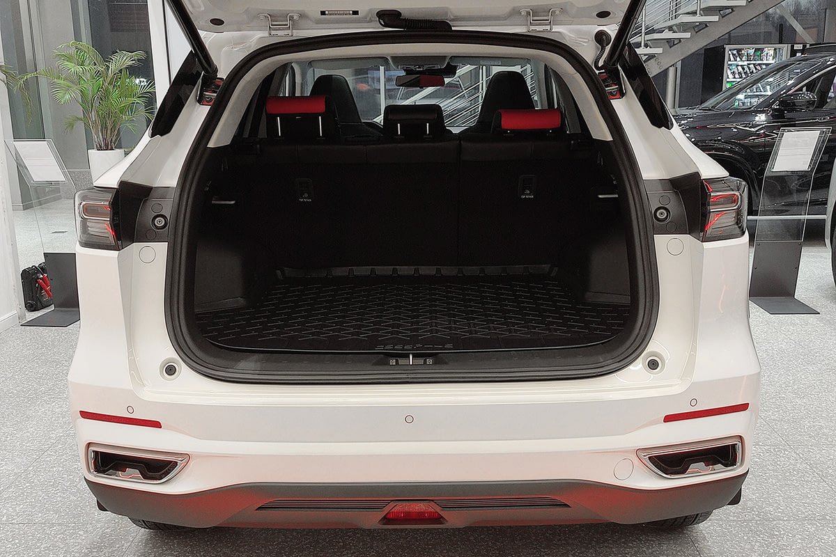 Фото CHANGAN UNI-S I Tech Перламутровый белый I 2025, №9