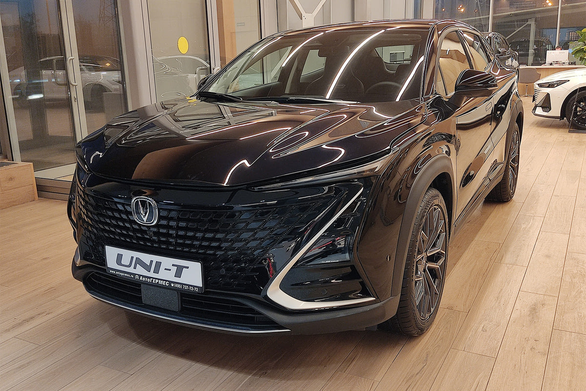 Фото CHANGAN UNI-T I Tech Глубокий черный I 2024, №1