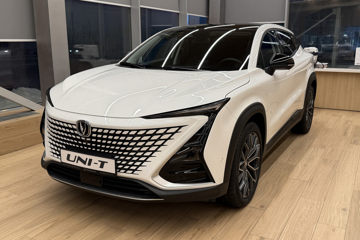 Фото CHANGAN UNI-T I Техно Перламутровый белый I 2024, №1