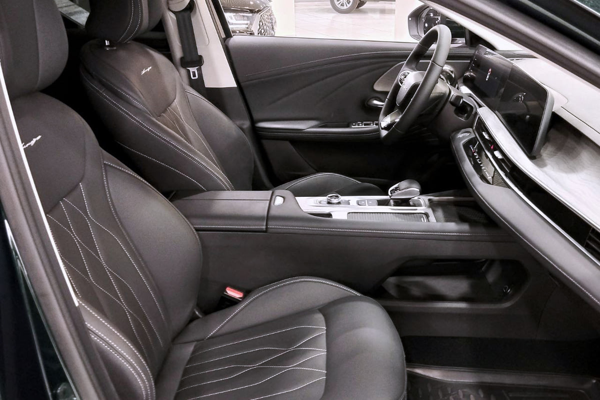 Фото CHERY Arrizo 8 I Active Глубокий черный I 2025, №9