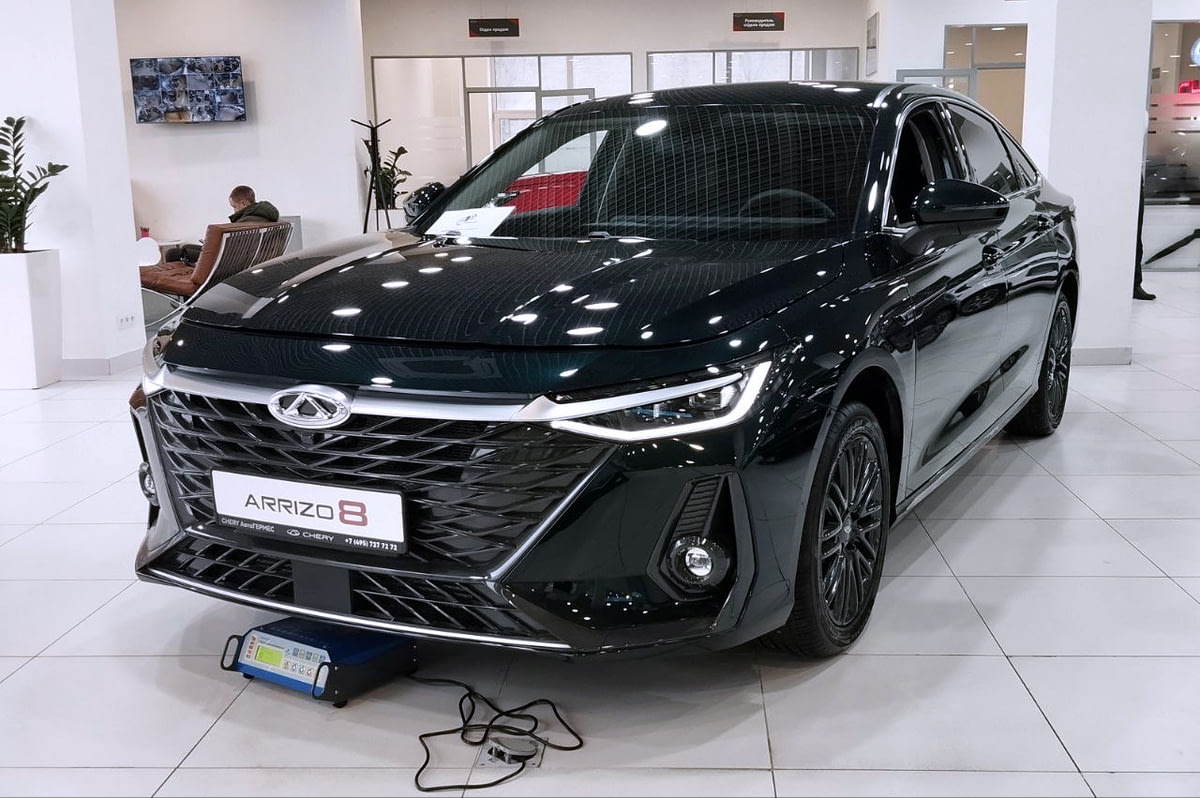 Фото CHERY Arrizo 8 I Active Глубокий черный I 2025, №1