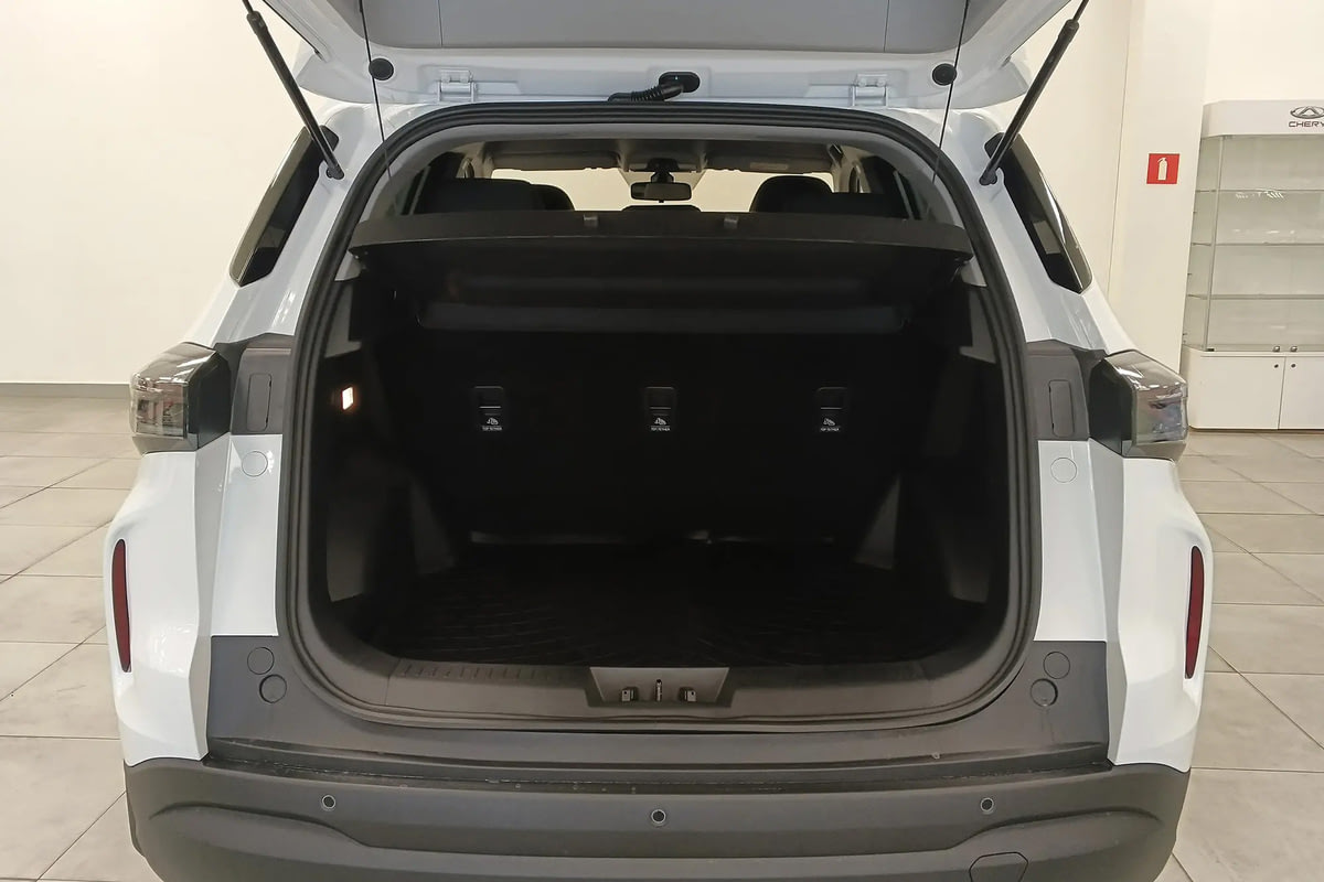 Фото CHERY TENET T4 I MT Line Искрящийся белый I 2025, №9