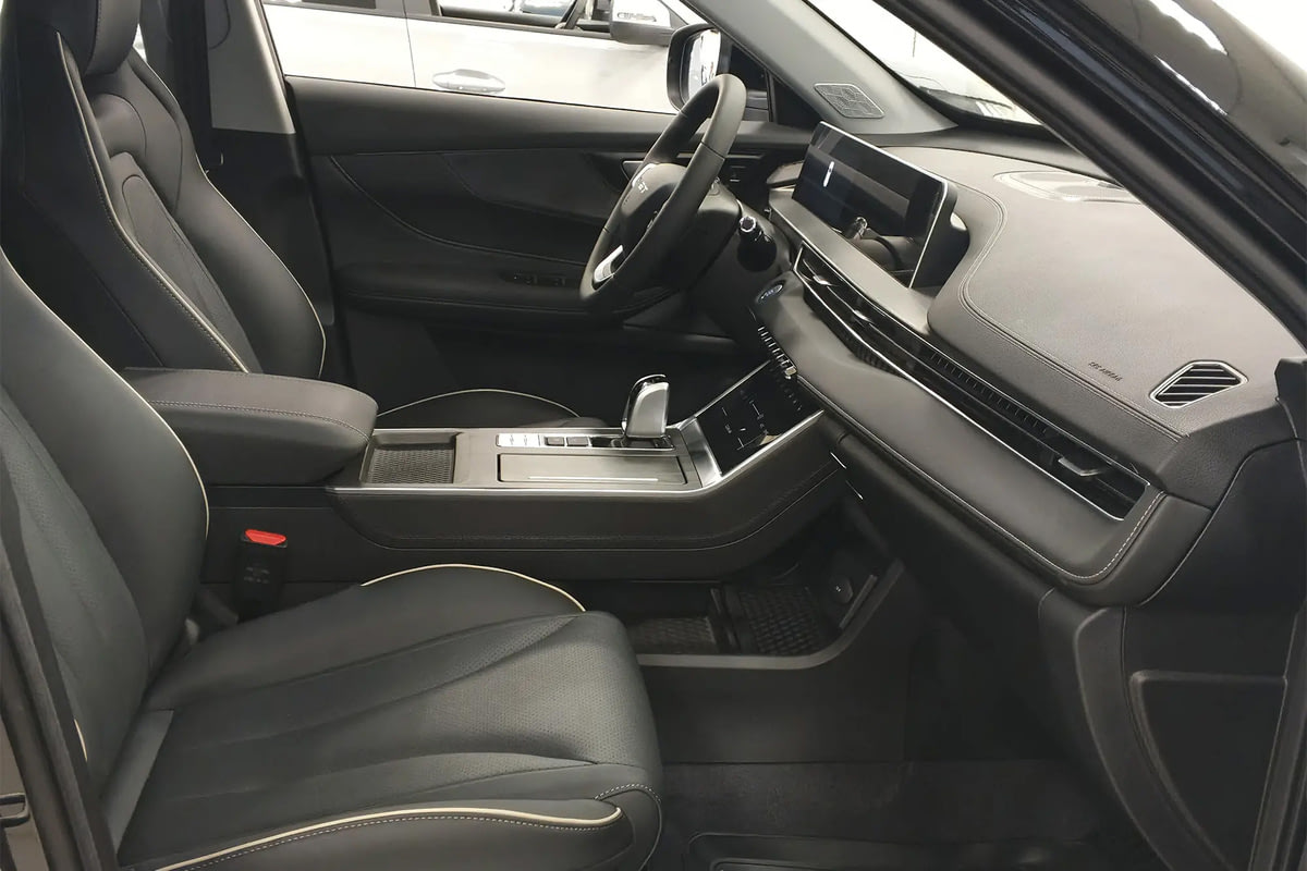 Фото CHERY TENET T4 I MT Line Искрящийся белый I 2025, №7