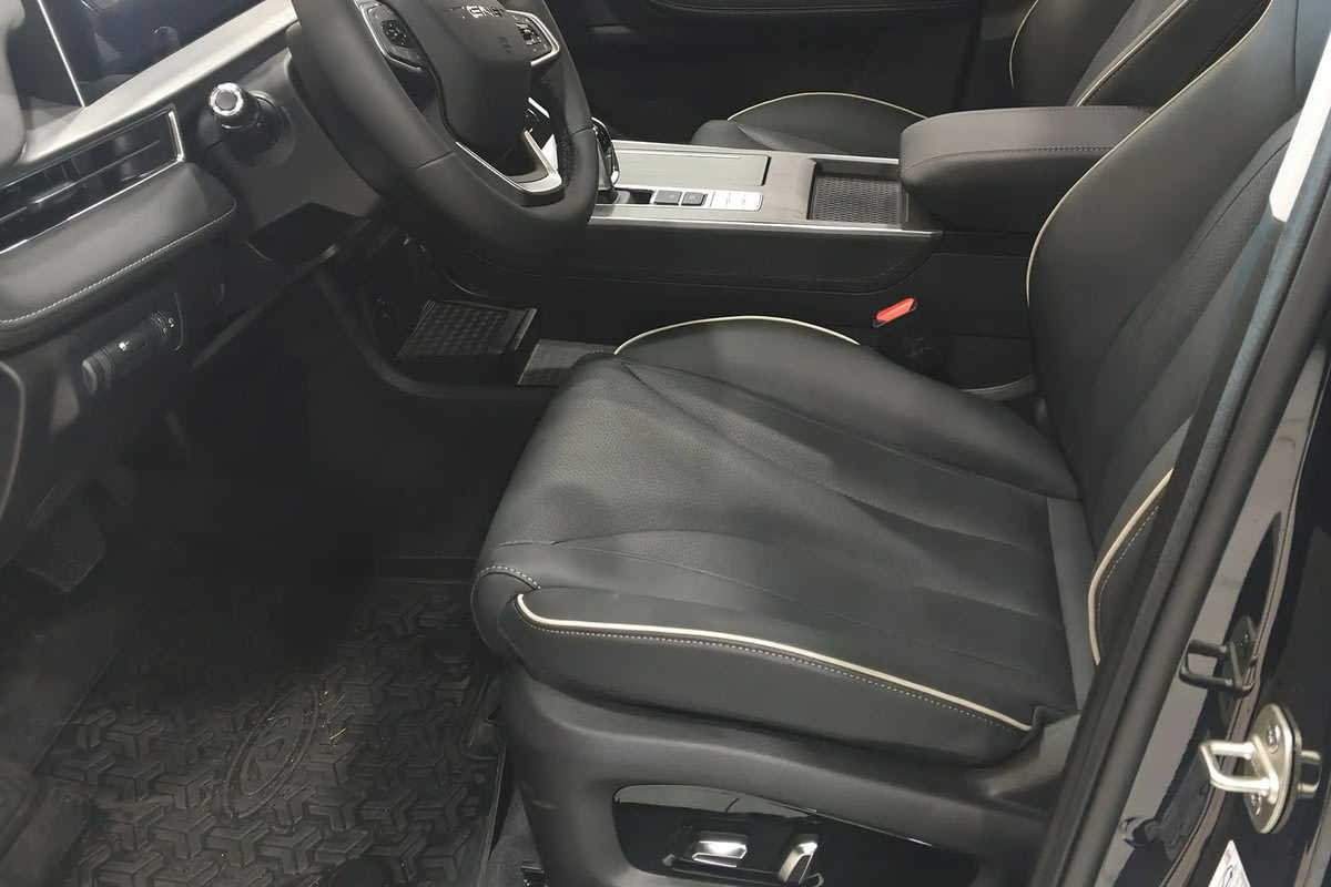 Фото CHERY TENET T4 I Prime Глубокий черный I 2025, №6