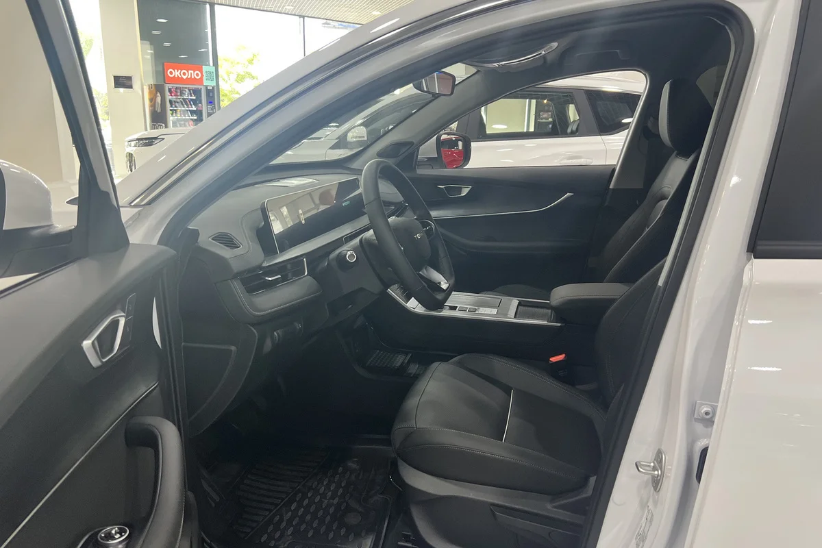 Фото CHERY TENET T4L I Актив Искрящийся белый I 2026, №6