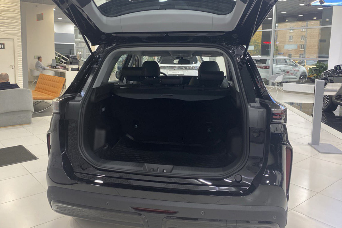 Фото CHERY TENET T7 I Active Глубокий черный I 2025, №9