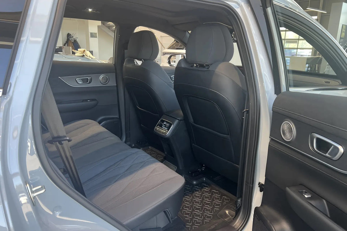 Фото CHERY TENET T8 I Прайм Технологичный серый I 2026, №8