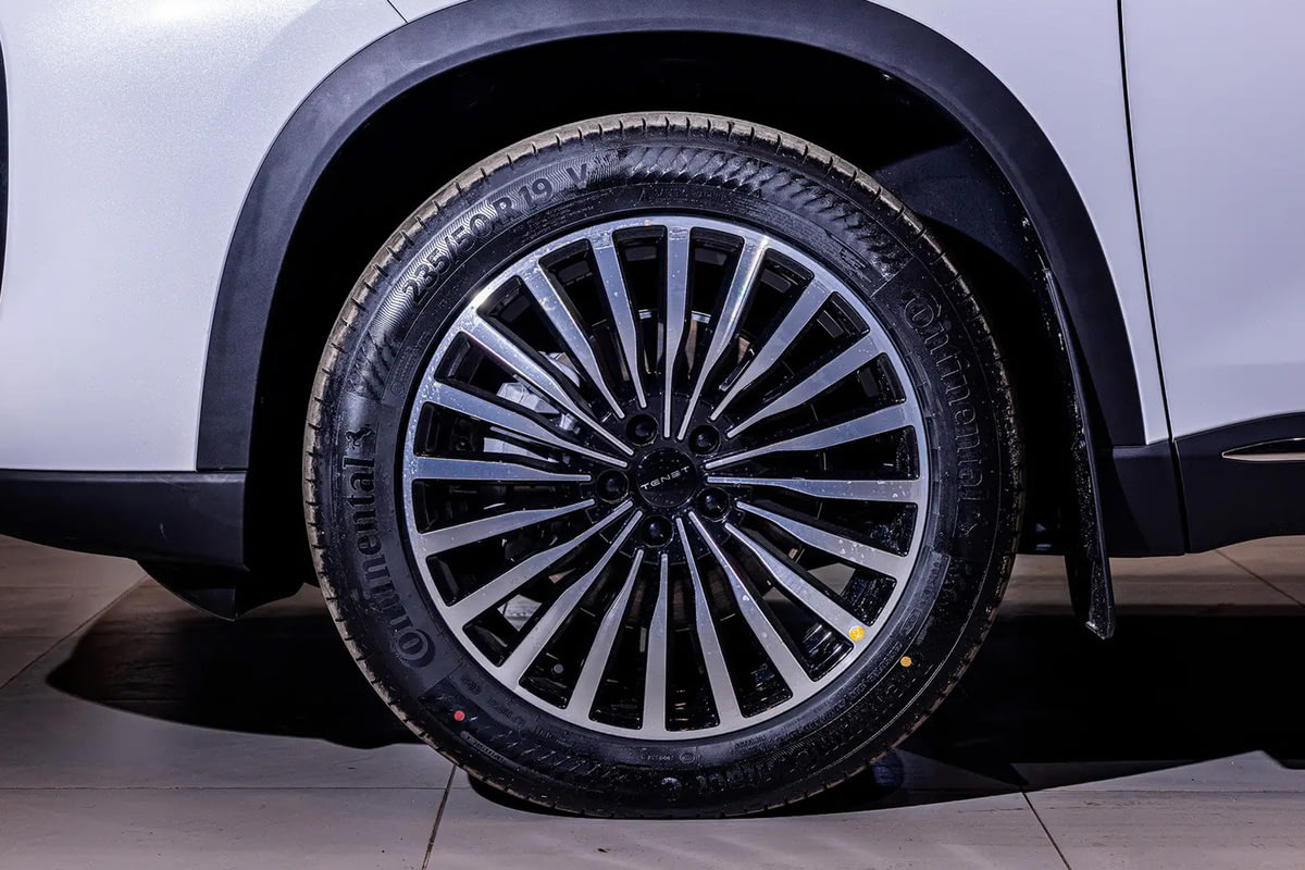 Фото CHERY TENET T8 I Ультра 4WD Искрящийся белый I 2026, №6