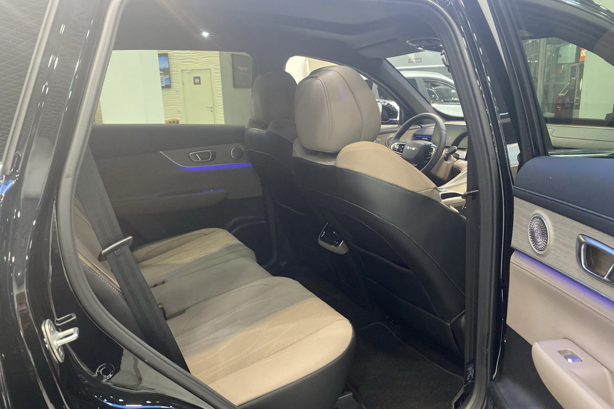 Фото CHERY TENET T8 I Ultra Глубокий черный I 2025, №8