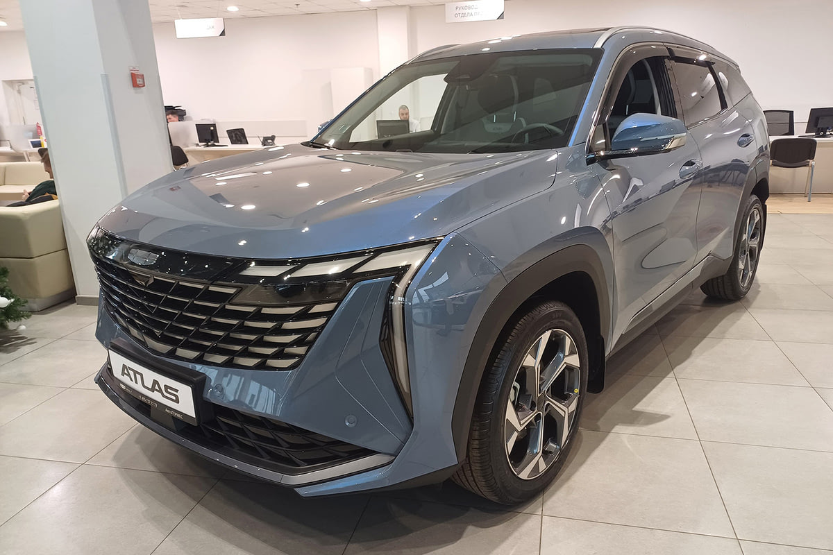 Фото GEELY Atlas II Flagship Серо-голубой металлик II 2025, №1