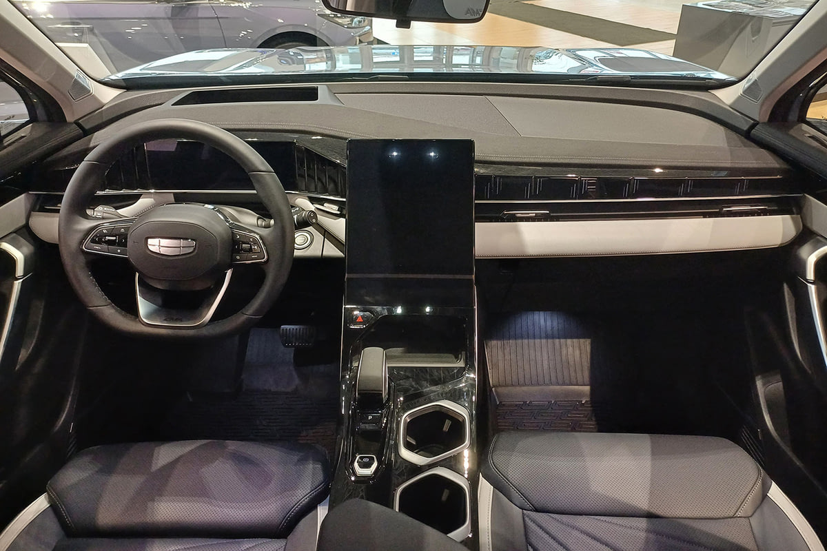 Фото GEELY Atlas II Flagship Серо-голубой металлик II 2025, №5