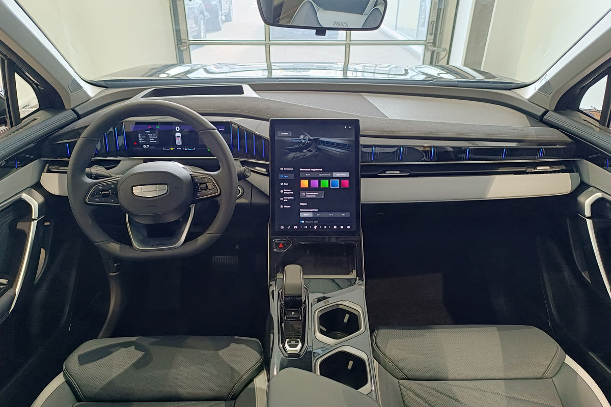 Фото GEELY Atlas II Flagship Черный металлик II 2025, №5