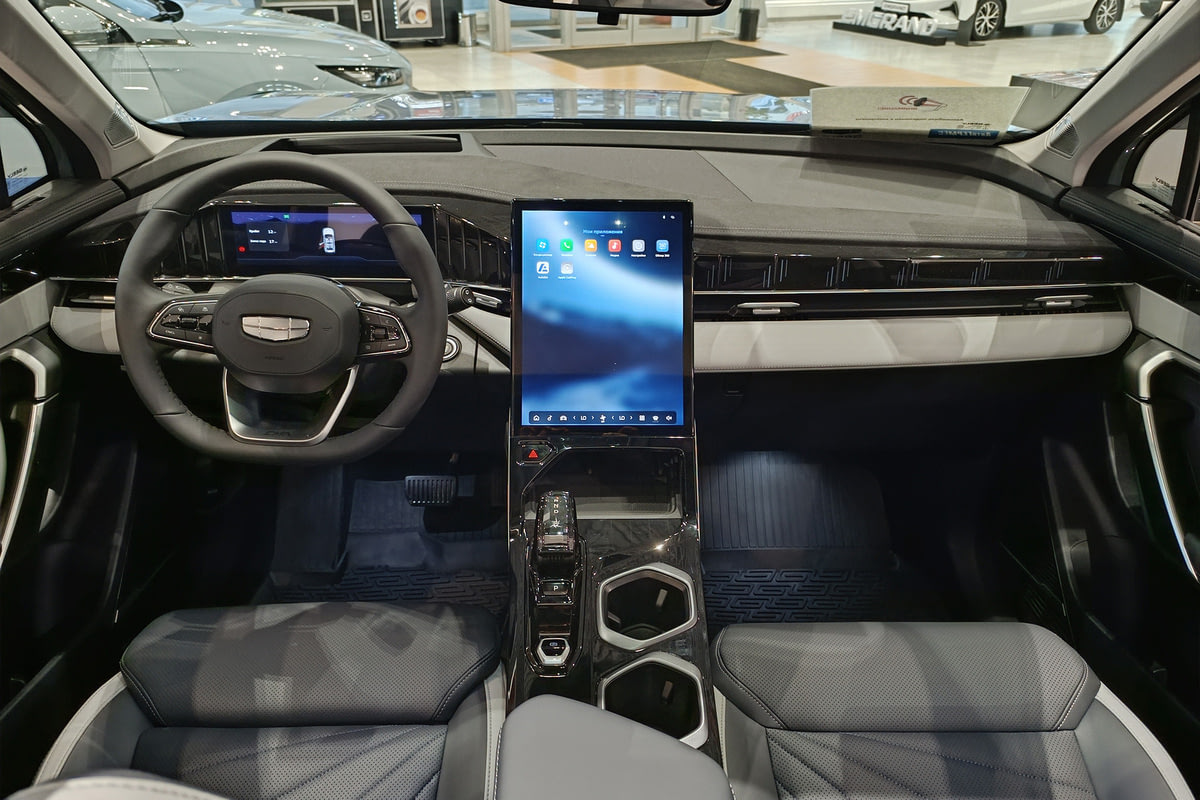 Фото GEELY Atlas II Flagship Sport Серо-голубой металлик II 2024, №5