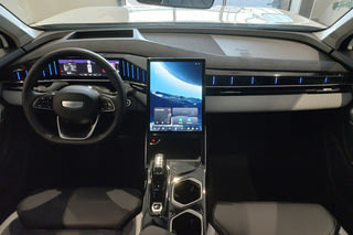 Фото GEELY Atlas Flagship Sport