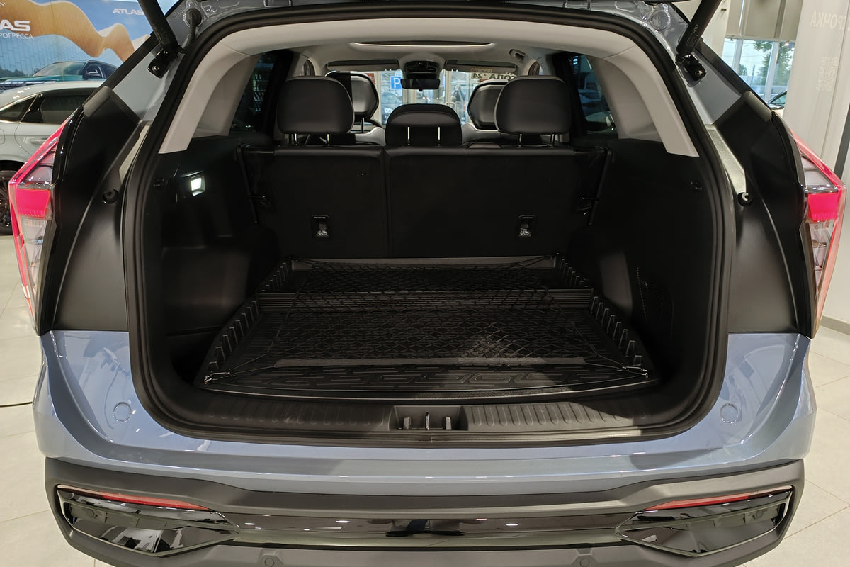 Фото GEELY Atlas II Flagship Sport Серо-голубой металлик II 2024, №9