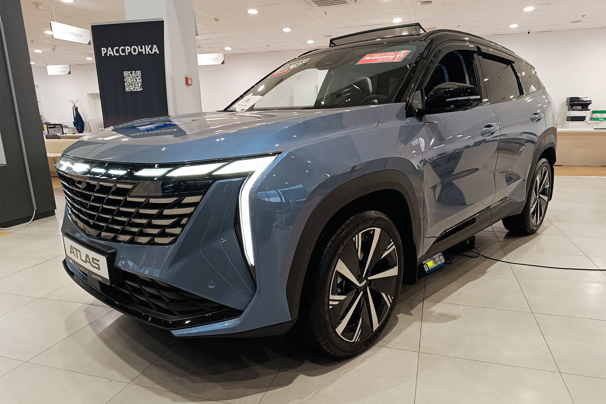 Фото GEELY Atlas II Flagship Sport Серо-голубой металлик II 2024, №1