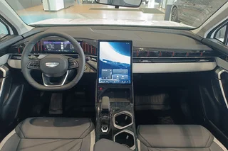 Фото GEELY Atlas Люкс