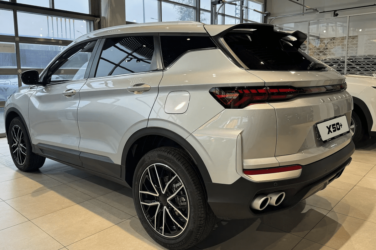 Фото GEELY Belgee X50+ I Престиж Серебристый металлик I 2026, №3